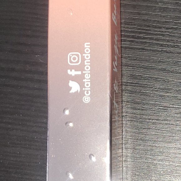 CIATÉ LONDON BURST HYDRATING LIP OIL $18 - Picture 8 of 9